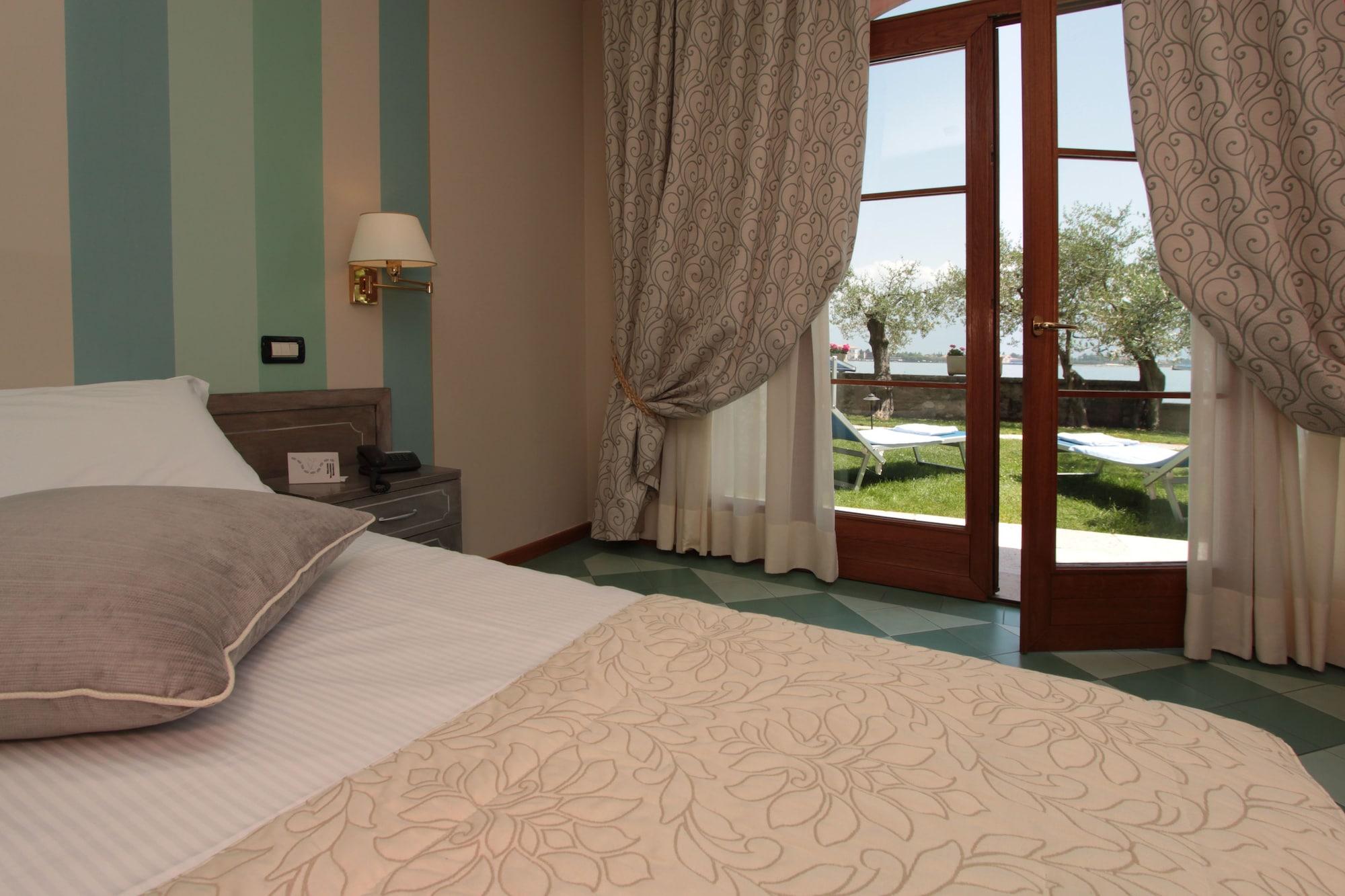 Hotel Villa Maria Au Lac - Estella Hotels Italia Тосколано-Мадерно Екстер'єр фото
