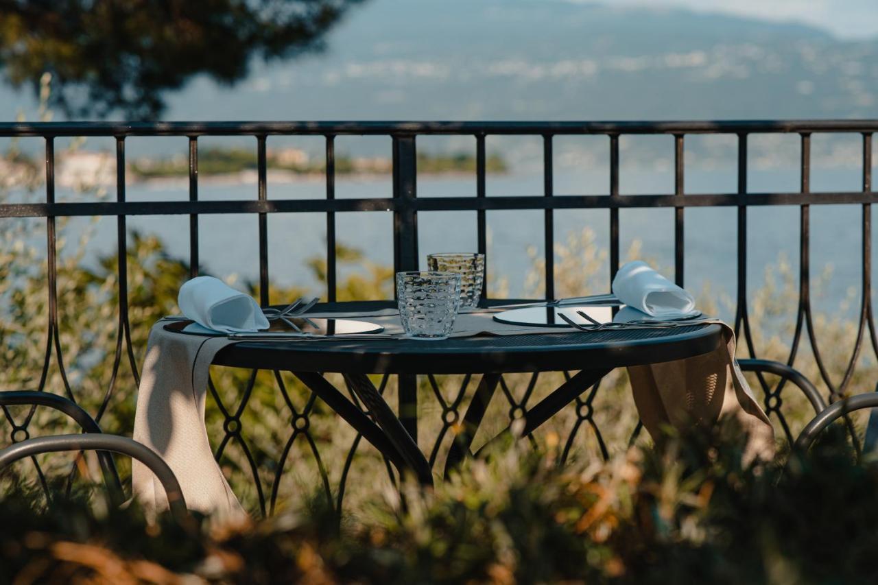 Hotel Villa Maria Au Lac - Estella Hotels Italia Тосколано-Мадерно Екстер'єр фото