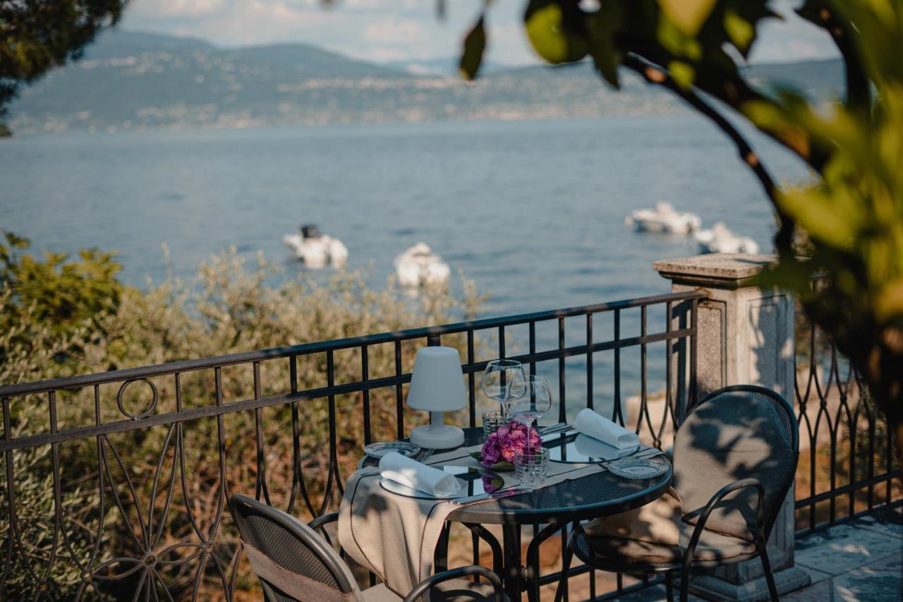 Hotel Villa Maria Au Lac - Estella Hotels Italia Тосколано-Мадерно Екстер'єр фото
