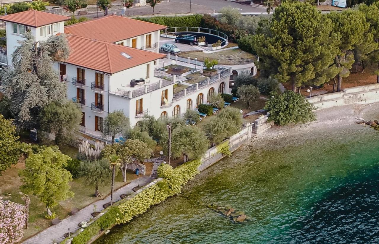 Hotel Villa Maria Au Lac - Estella Hotels Italia Тосколано-Мадерно Екстер'єр фото